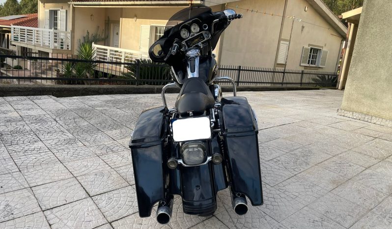 Harley Davidson Street Glide completo