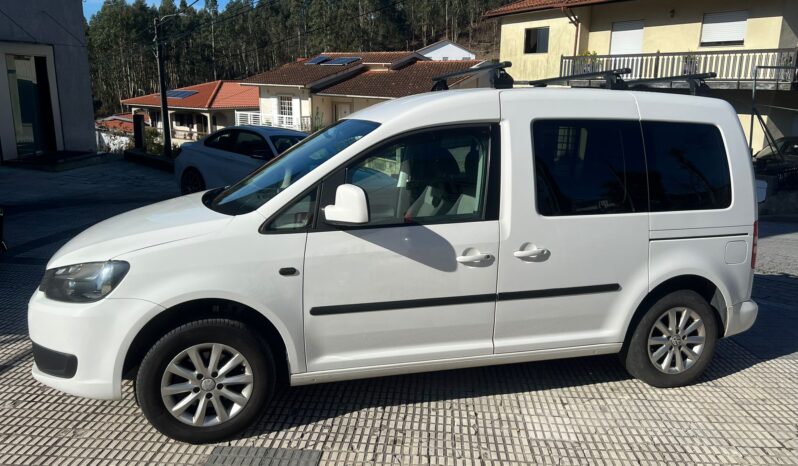 VW Caddy completo