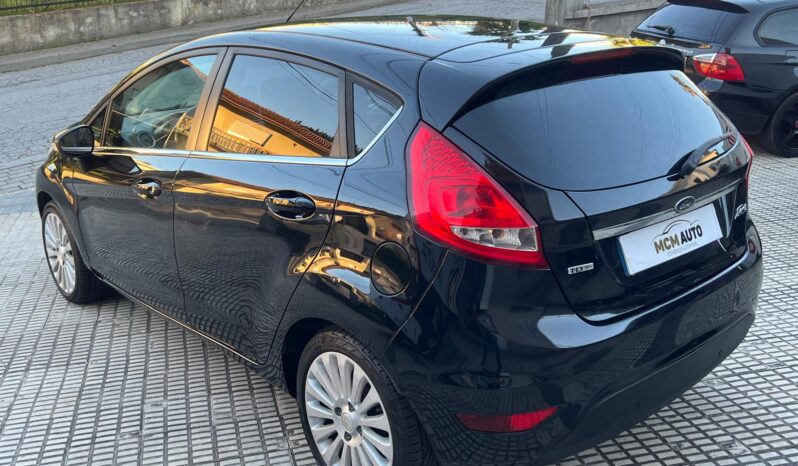 Ford Fiesta 1.4Tdci Titanium completo