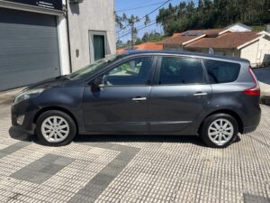 ➡Renault Scenic ⬅