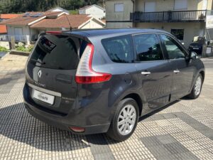 ➡Renault Scenic ⬅